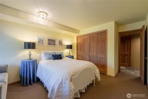 9297 44th Avenue SW Seattle WA 98136