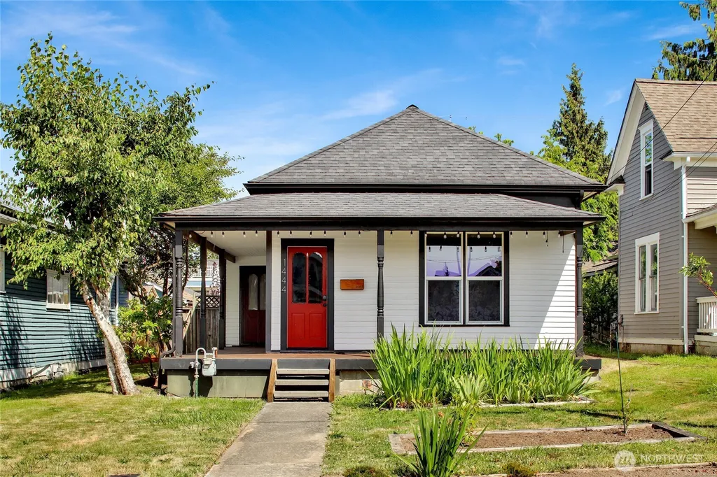 1444 Iron Street Bellingham WA 98225