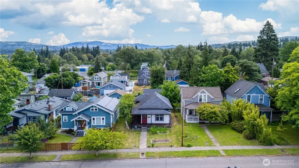1444 Iron Street Bellingham WA 98225