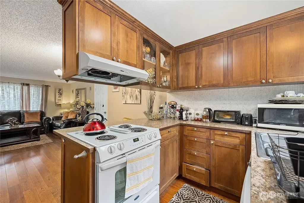 947 N 163rd Street Shoreline WA 98133