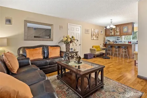 947 N 163rd Street Shoreline WA 98133