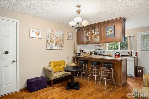 947 N 163rd Street Shoreline WA 98133