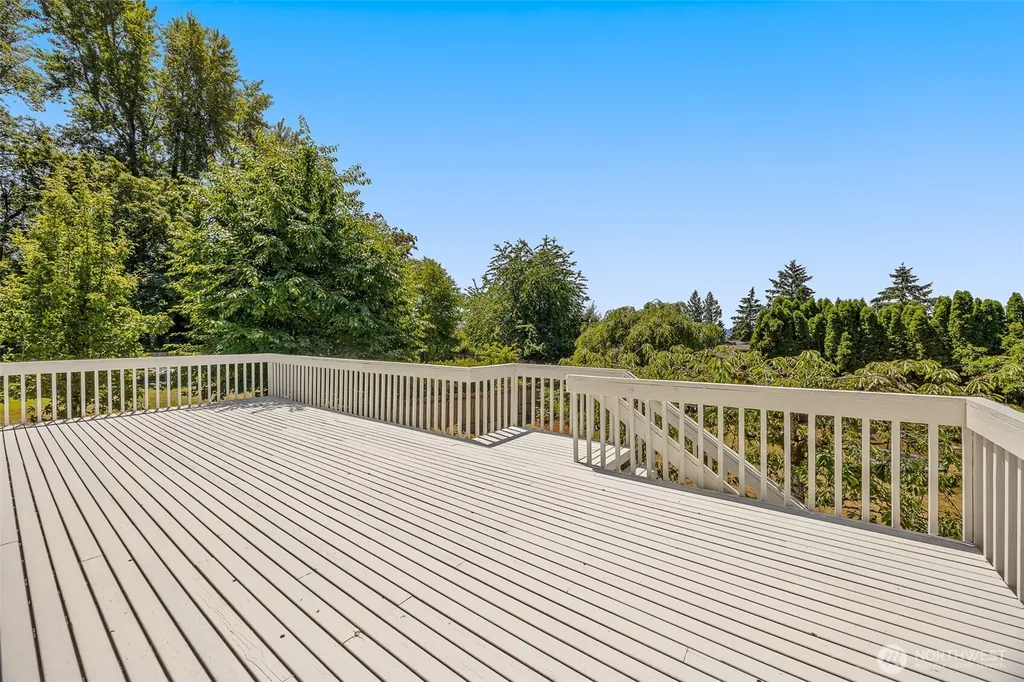 20503 96th Way S Kent WA 98031