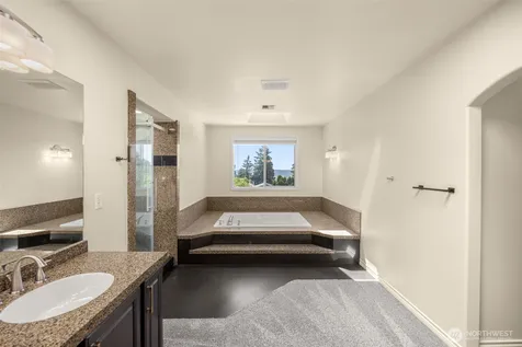 20503 96th Way S Kent WA 98031