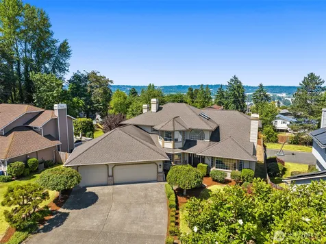 20503 96th Way S Kent WA 98031