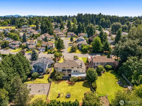 20503 96th Way S Kent WA 98031