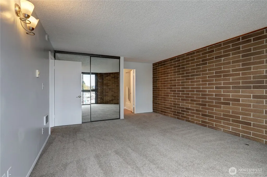 9500 Rainier Avenue S Seattle WA 98118