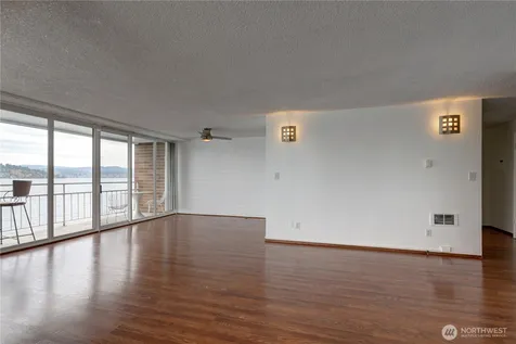 9500 Rainier Avenue S Seattle WA 98118