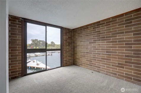 9500 Rainier Avenue S Seattle WA 98118