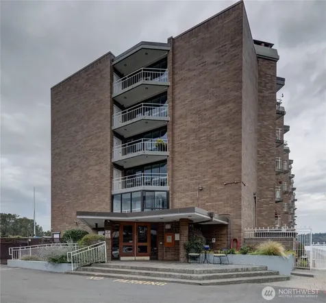 9500 Rainier Avenue S Seattle WA 98118