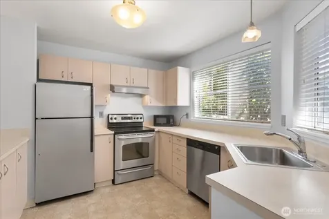 5300 Harbour Pointe Boulevard Mukilteo WA 98275