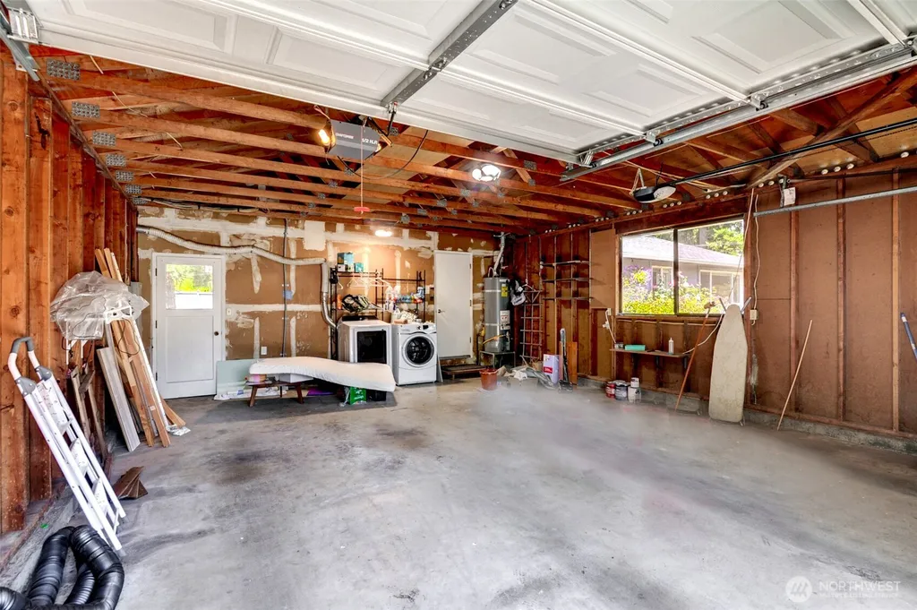 5512 NE 204 Street Lake Forest Park WA 98155