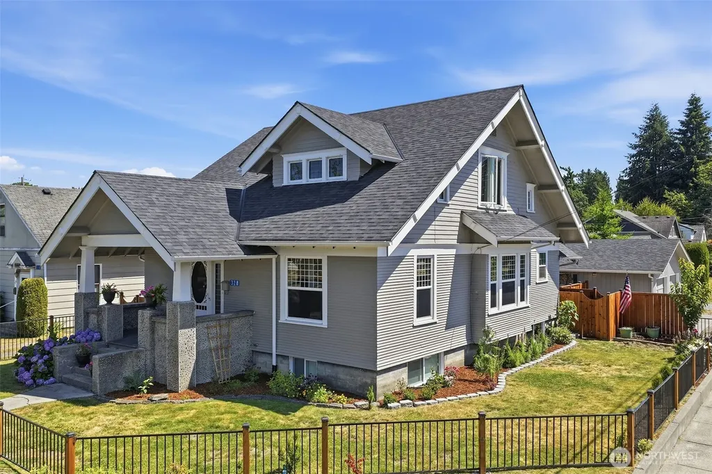 328 S Anacortes Street Burlington WA 98233