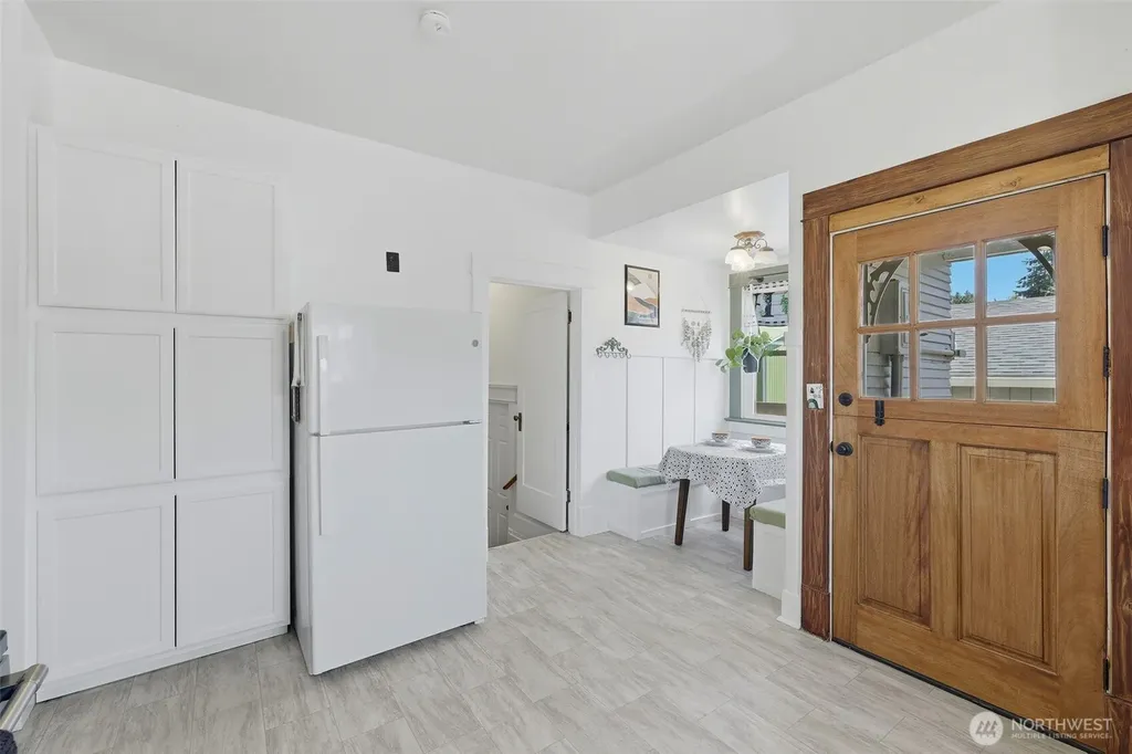 328 S Anacortes Street Burlington WA 98233