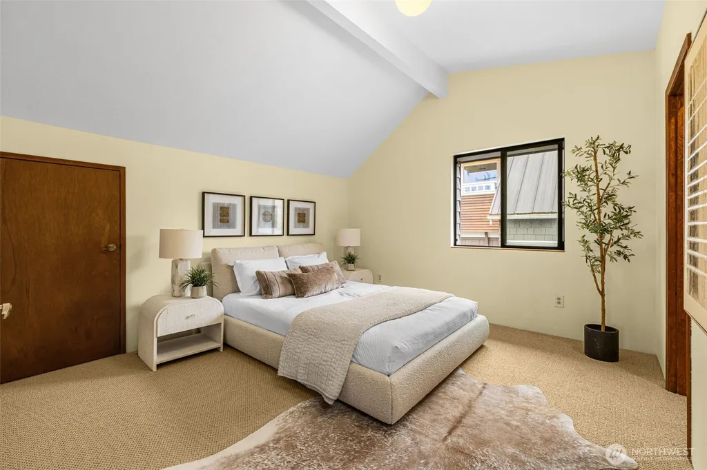 2315 26th Avenue E Seattle WA 98112