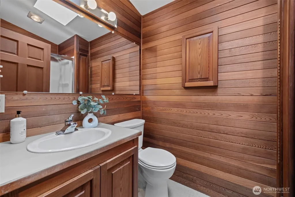 2315 26th Avenue E Seattle WA 98112