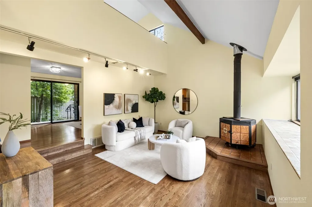 2315 26th Avenue E Seattle WA 98112