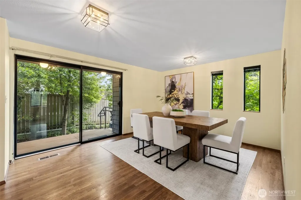 2315 26th Avenue E Seattle WA 98112
