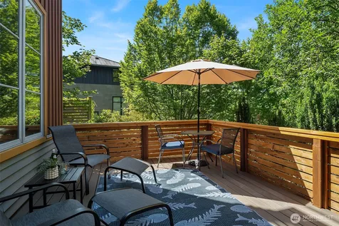 3824 Evanston Avenue N Seattle WA 98103