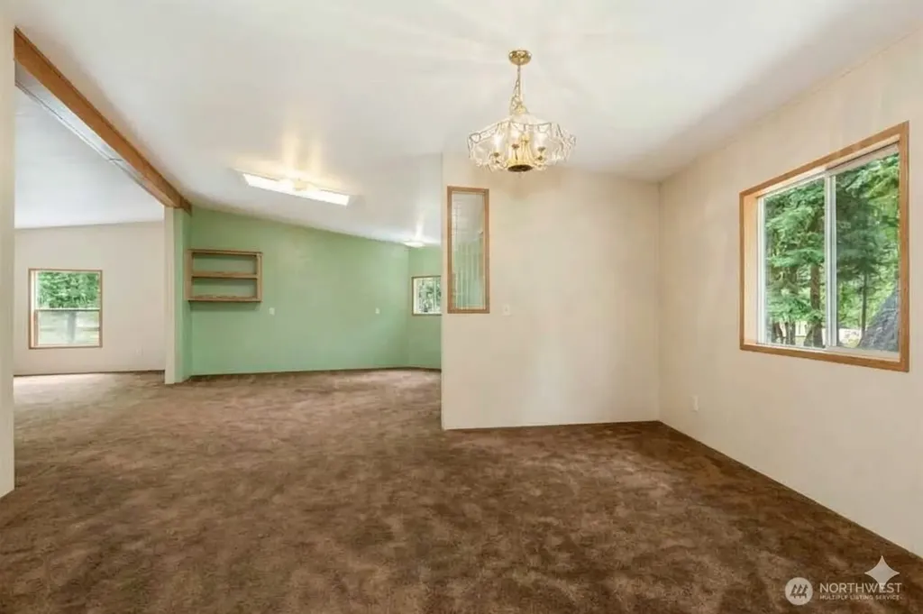 13522 198th Avenue NE Woodinville WA 98077
