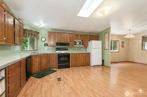 13522 198th Avenue NE Woodinville WA 98077