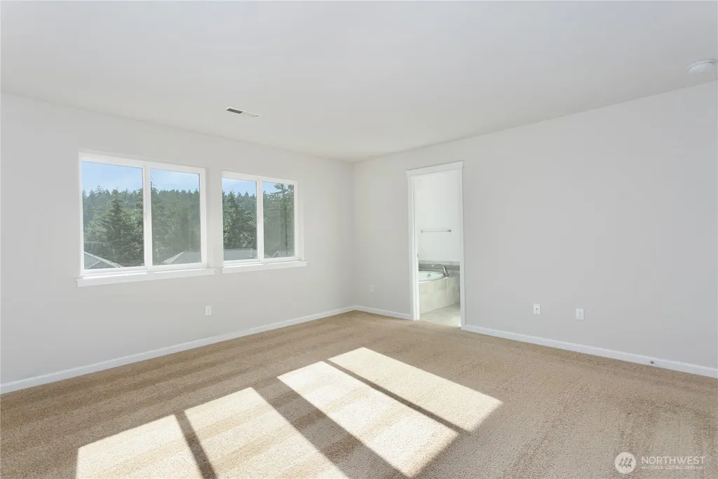4112 23rd Street SE Puyallup WA 98374