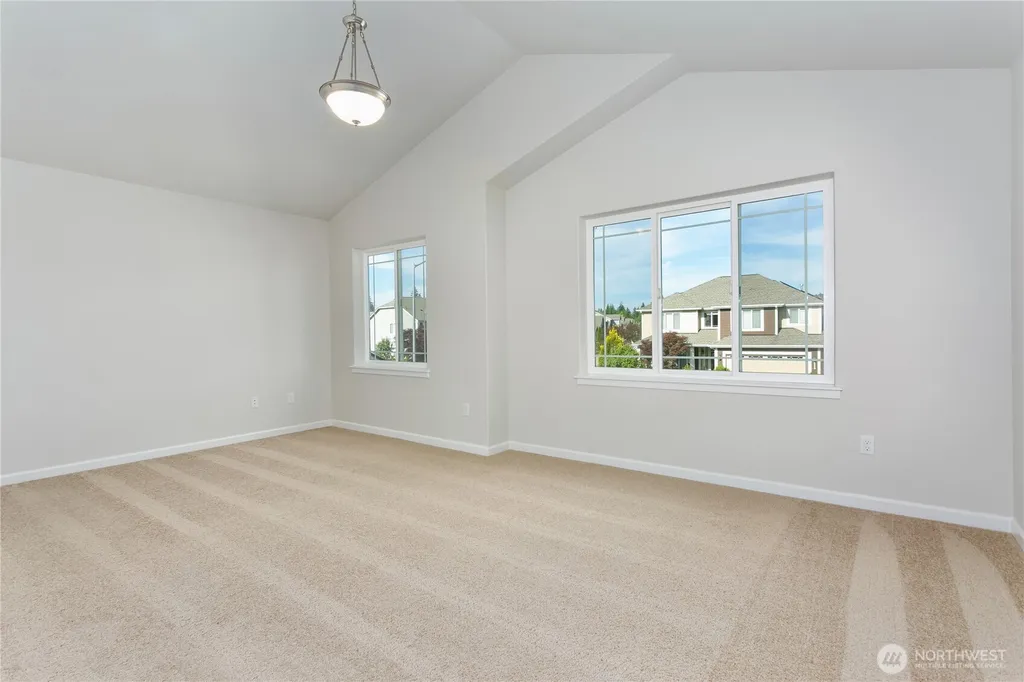 4112 23rd Street SE Puyallup WA 98374