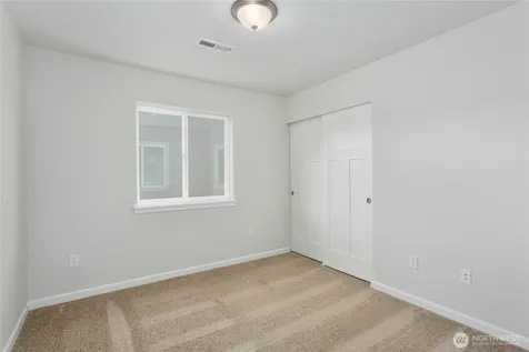 4112 23rd Street SE Puyallup WA 98374