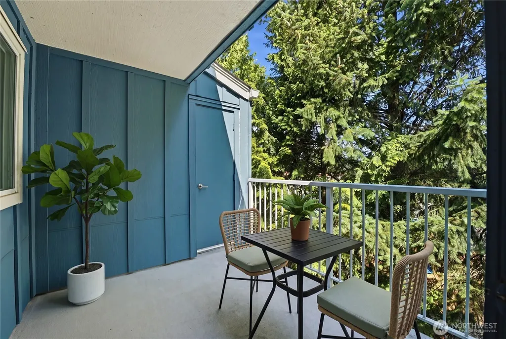 300 N 130th Street Seattle WA 98133