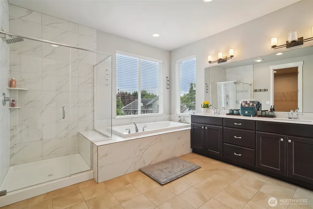 22745 SE 265th Place Maple Valley WA 98038