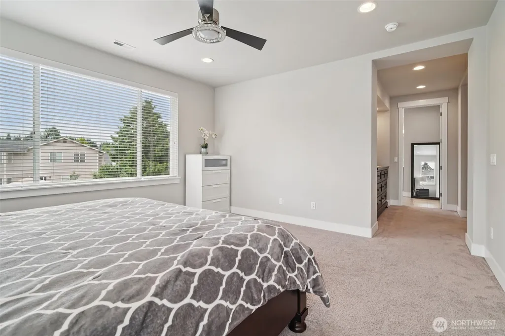 22745 SE 265th Place Maple Valley WA 98038
