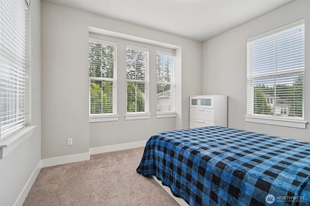 22745 SE 265th Place Maple Valley WA 98038