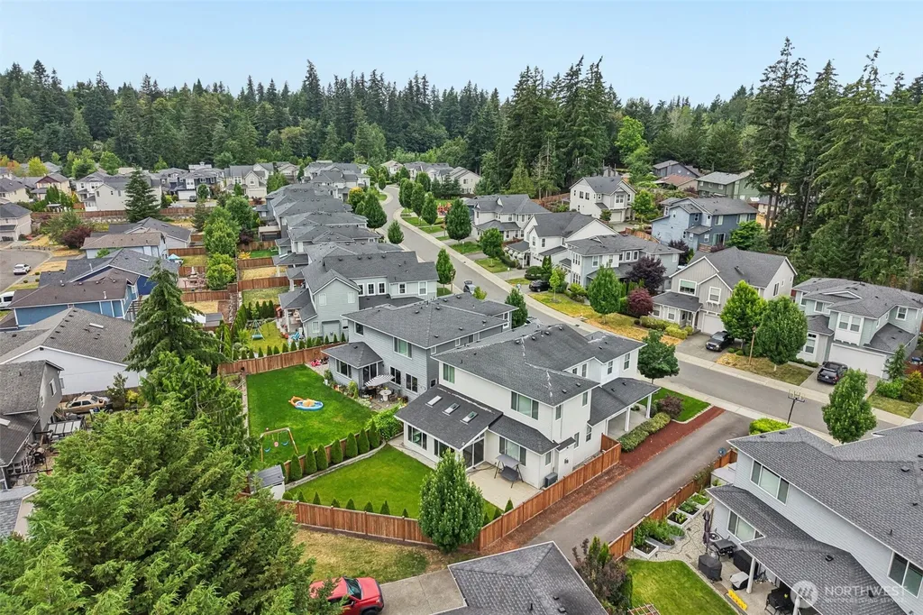 22745 SE 265th Place Maple Valley WA 98038