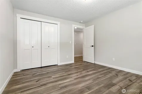 319 Vancouver Street Sumas WA 98295