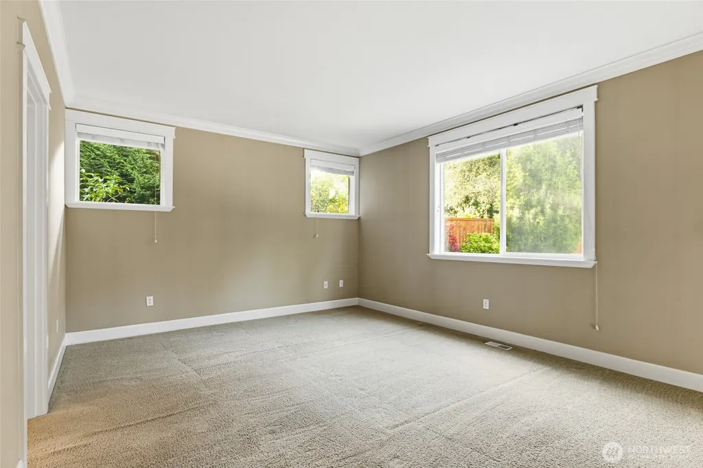 2017 Arab Drive SE Tumwater WA 98501