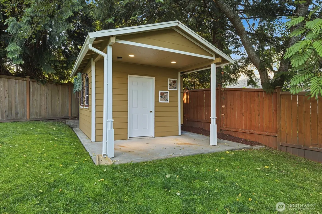 2017 Arab Drive SE Tumwater WA 98501
