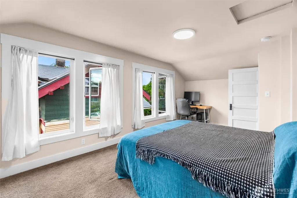 1312 Elizabeth Avenue Bremerton WA 98337