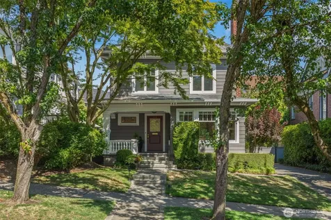 1218 3rd Avenue W Seattle WA 98119