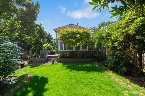 1218 3rd Avenue W Seattle WA 98119