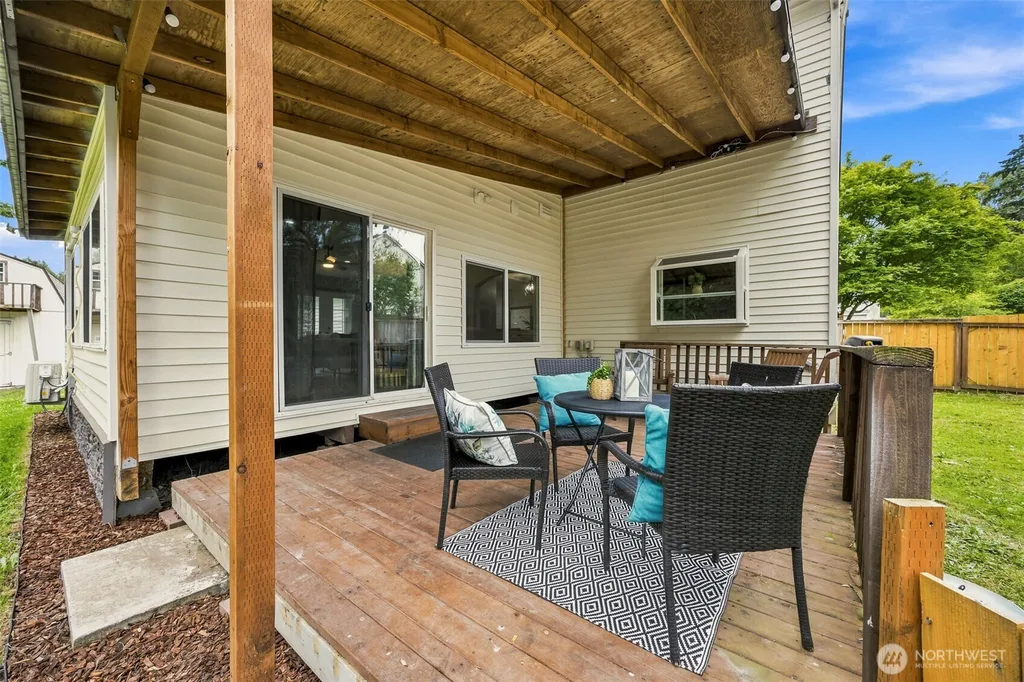 29115 11th Avenue E Roy WA 98580