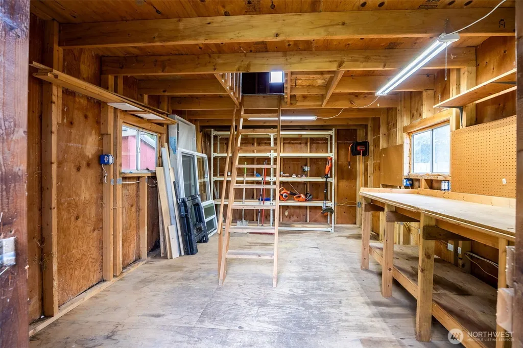 29115 11th Avenue E Roy WA 98580