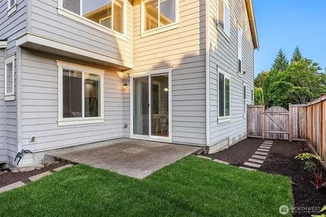 18220 NE 110th Street Redmond WA 98052
