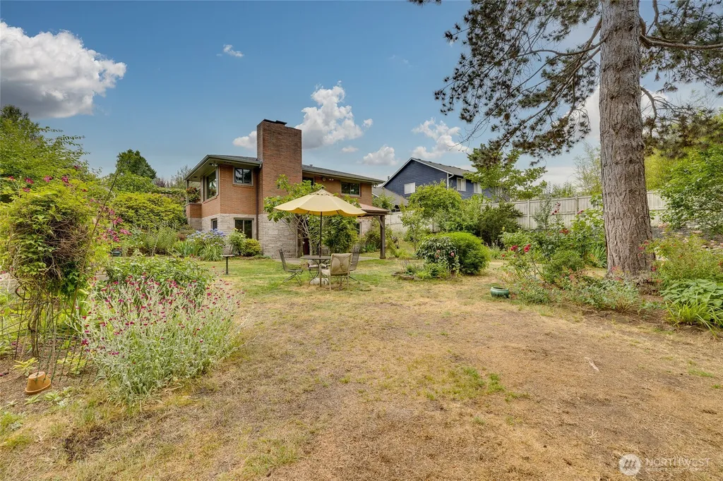 3516 176th Place SW Lynnwood WA 98037