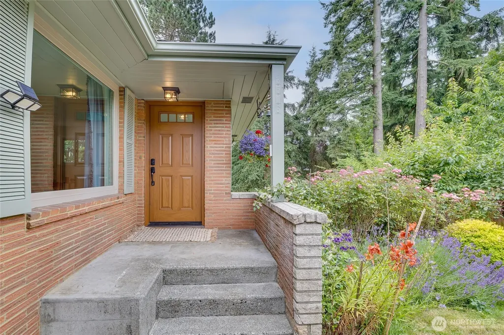 3516 176th Place SW Lynnwood WA 98037