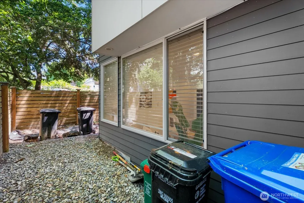 623 NW Market Street Seattle WA 98107