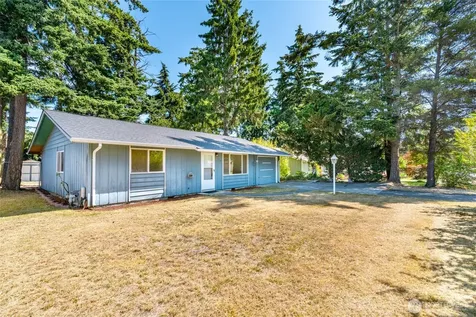 1112 Ridgeway Drive Oak Harbor WA 98277
