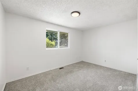 1112 Ridgeway Drive Oak Harbor WA 98277