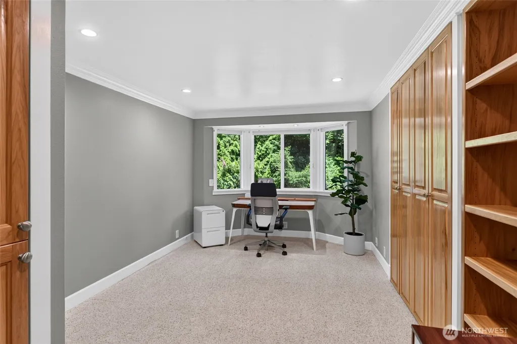 21017 Snag Island Drive East Lake Tapps WA 98391