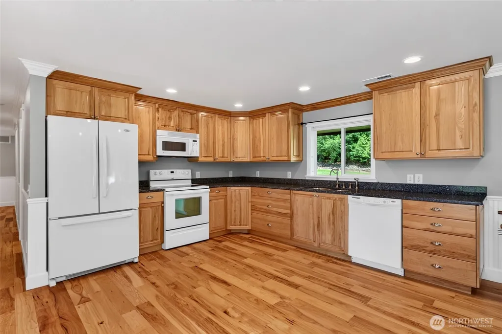 21017 Snag Island Drive East Lake Tapps WA 98391