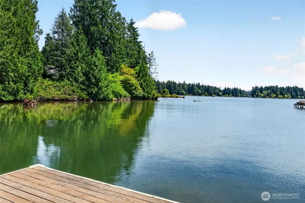 21017 Snag Island Drive East Lake Tapps WA 98391